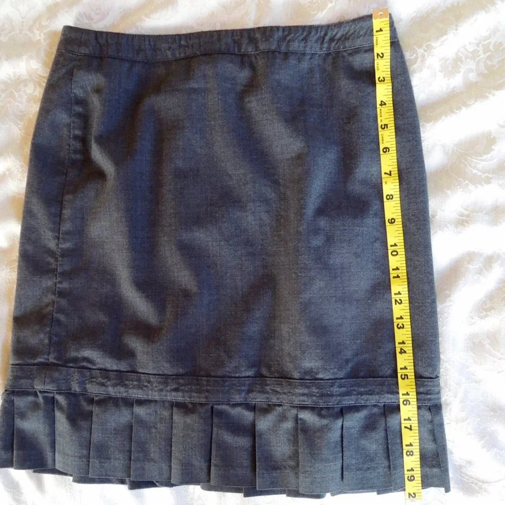 Express Gray Wool Stretch Skirt Lined Pleat Hem 6